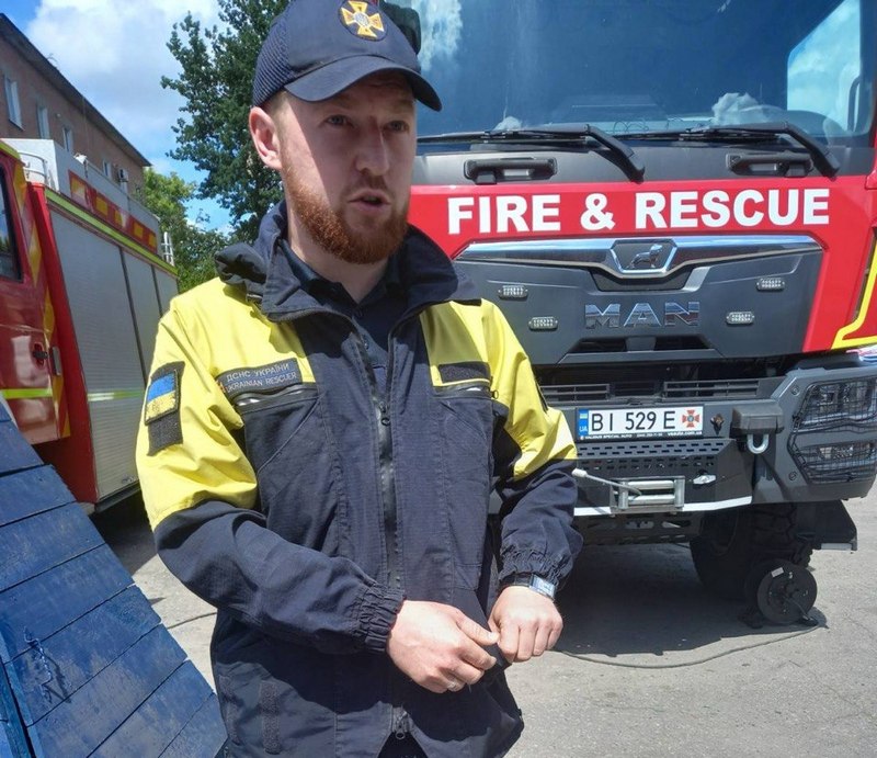 Начальник пошуково-рятувального кінологічного відділення Дмитро Шаповал